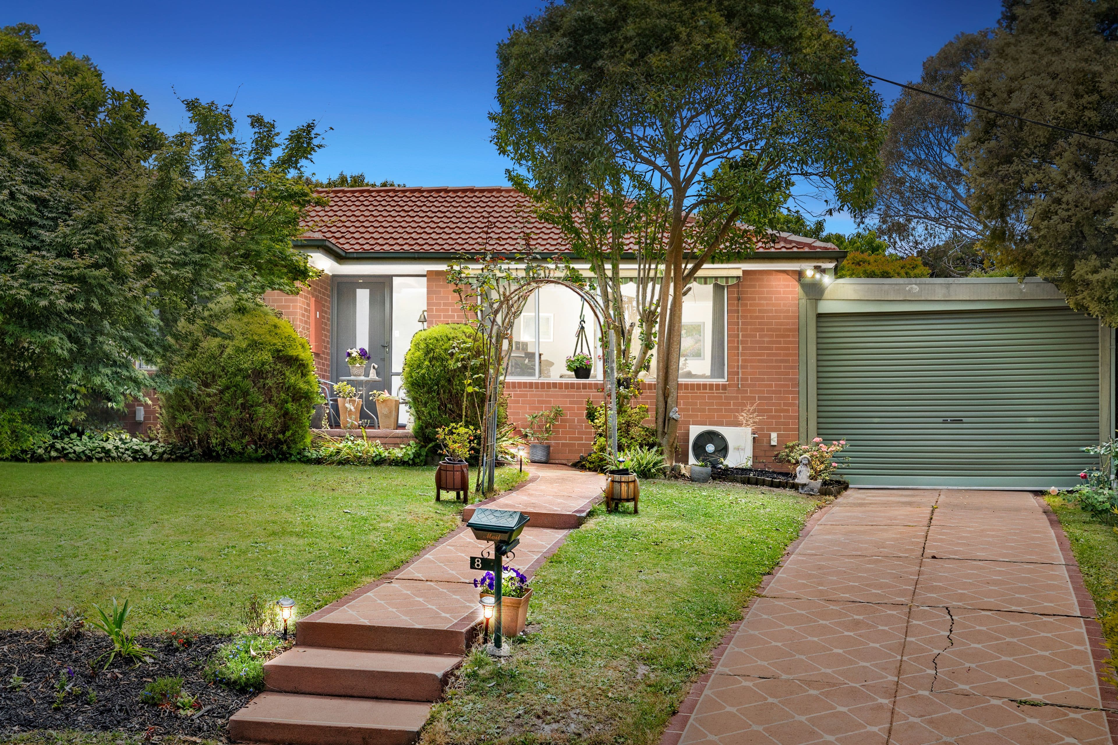 8 Carmen Court, Ringwood VIC 3134, Ringwood - Image 1