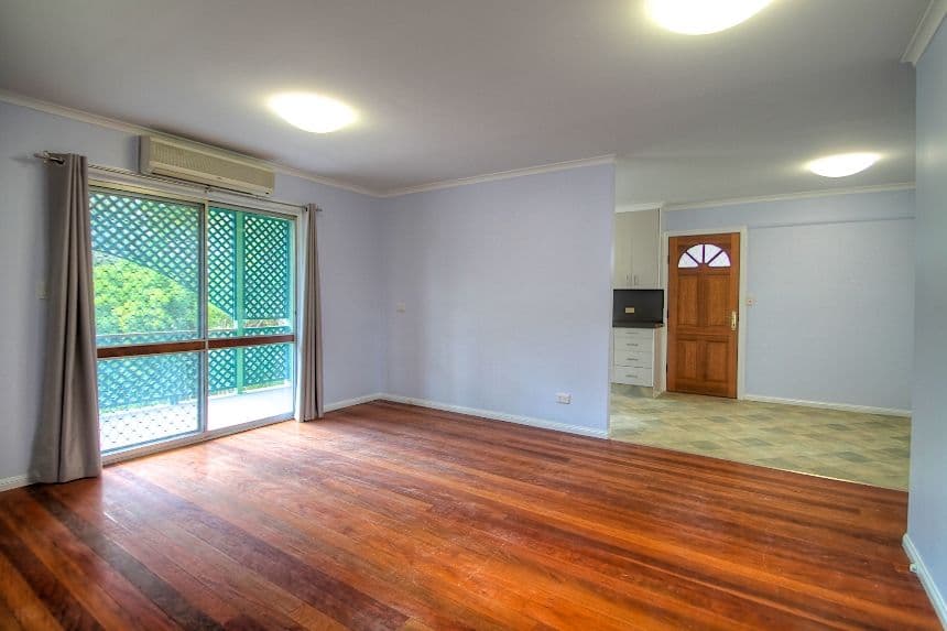 21 Belleglade Avenue, BUNDAMBA QLD 4304, Bundamba - Thumbnail 2