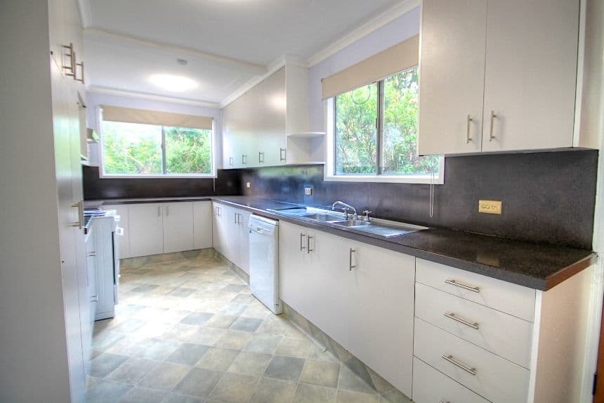 21 Belleglade Avenue, BUNDAMBA QLD 4304, Bundamba - Thumbnail 3