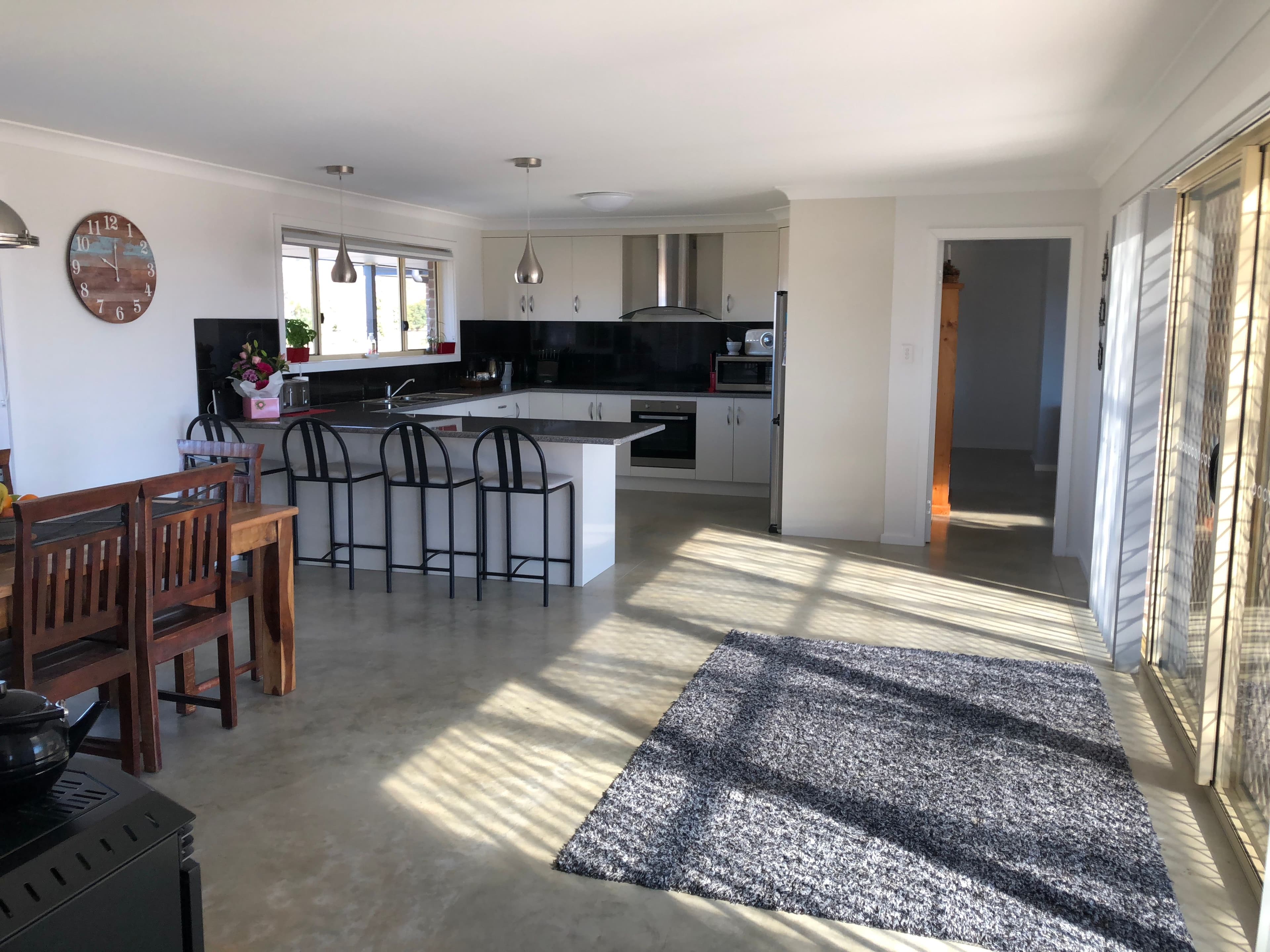 17/30-40 The Esplanade, Burleigh Heads QLD 4220, Burleigh Heads - Thumbnail 4