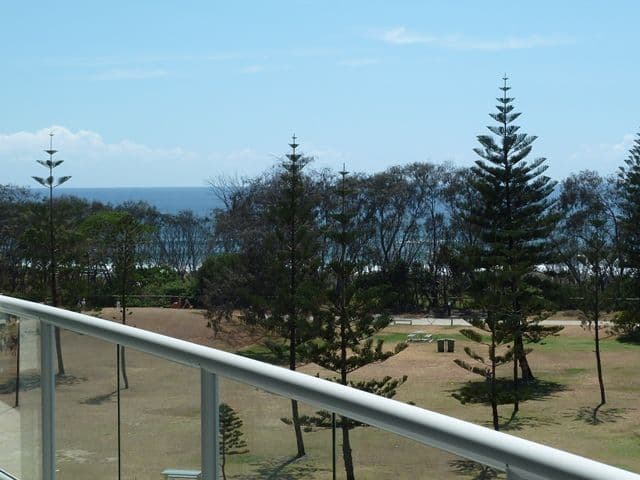 Apt 16 'Carmel by the Sea' 177 Old Burleigh Road, BROADBEACH QLD 4218, Broadbeach - Thumbnail 2