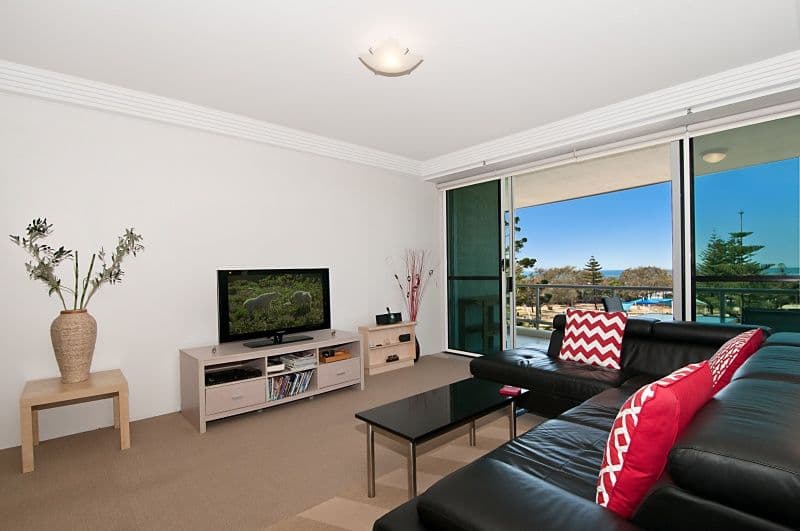 Apt 16 'Carmel by the Sea' 177 Old Burleigh Road, BROADBEACH QLD 4218, Broadbeach - Thumbnail 4
