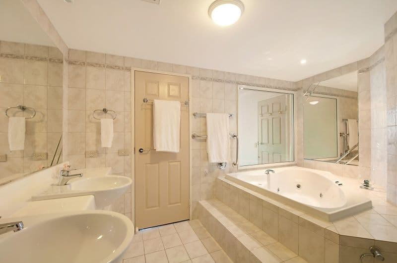 Apt 16 'Carmel by the Sea' 177 Old Burleigh Road, BROADBEACH QLD 4218, Broadbeach - Thumbnail 7