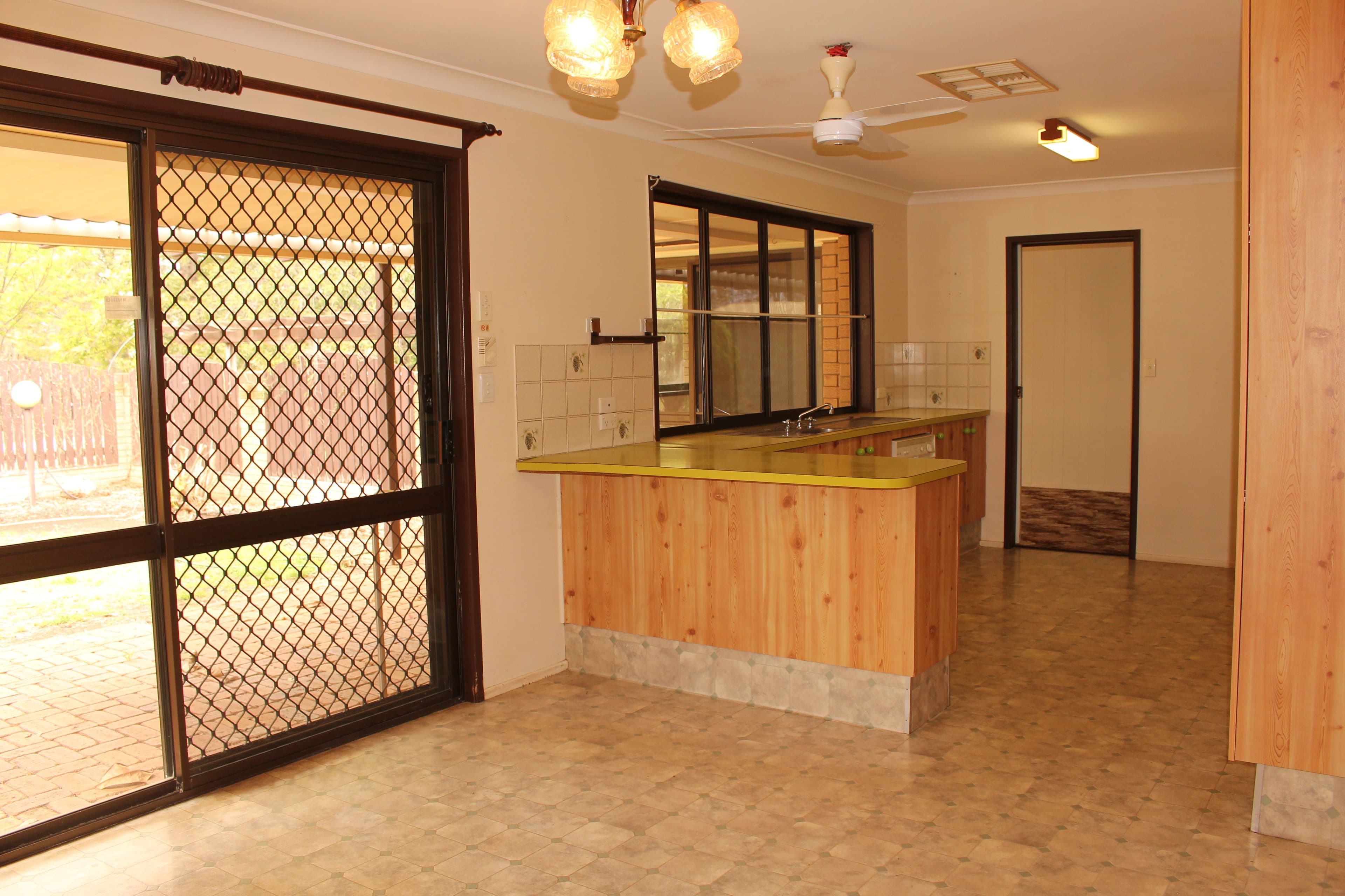 2 Aster Street, Pittsworth QLD 4356, Pittsworth - Thumbnail 5