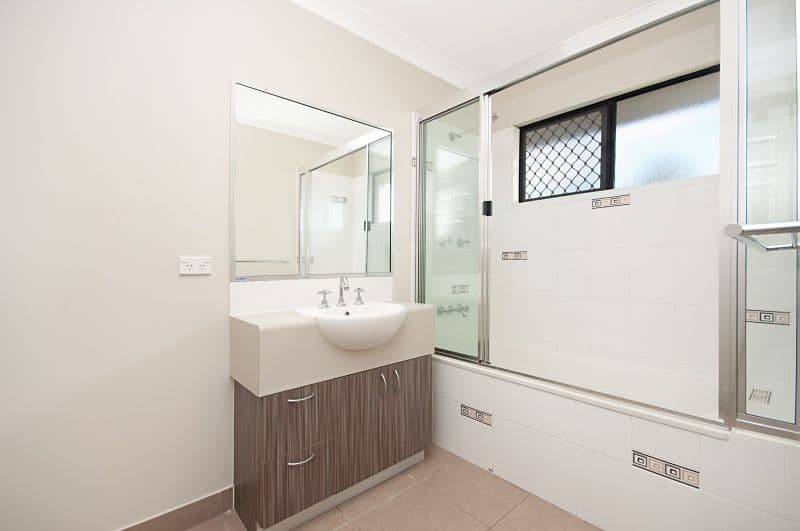 58 Kinnardy Street, BURDELL QLD 4818, Burdell - Thumbnail 4