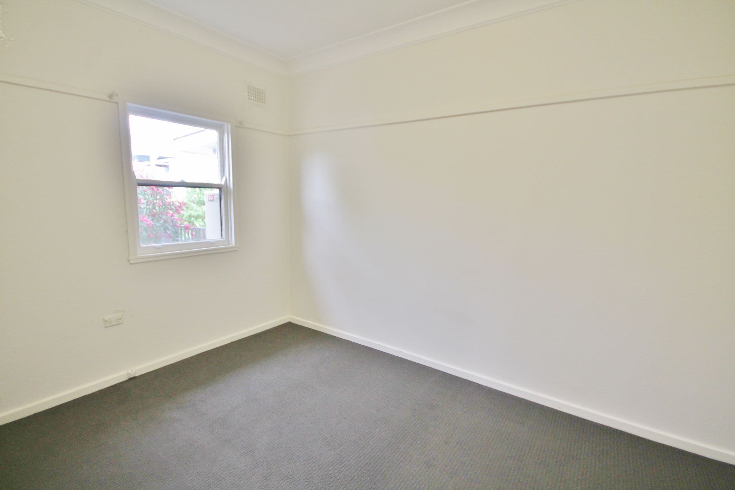 1 Margaret Street, Young - Thumbnail 6
