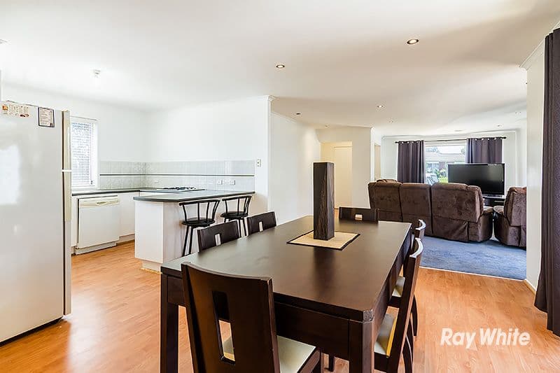 6 Shadi Court, Cranbourne West VIC 3977, Cranbourne West - Thumbnail 2