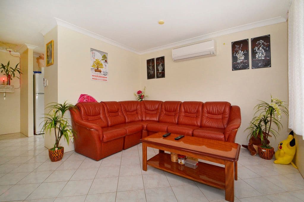 4 Oakleaf Circle, Mirrabooka WA 6061, Mirrabooka - Thumbnail 7