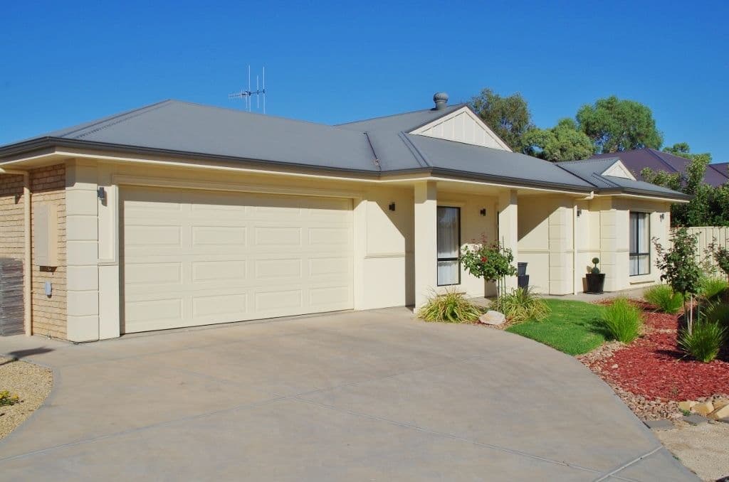 4 Malcolm Court, Renmark SA 5341, Renmark - Image 1