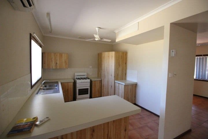 25 Spoonbill Crescent, South Hedland WA 6722, South Hedland - Image 1