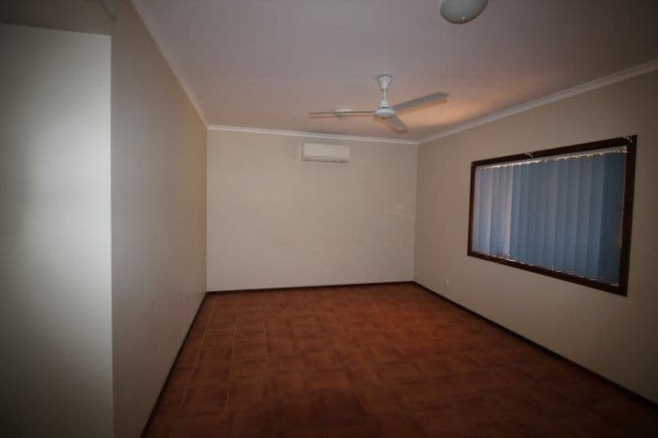 25 Spoonbill Crescent, South Hedland WA 6722, South Hedland - Thumbnail 8
