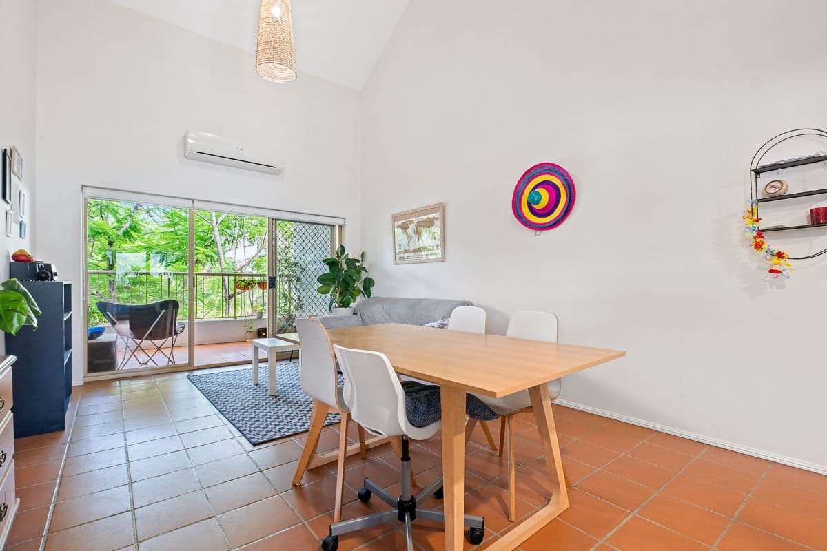 15 Clarence Road, Indooroopilly QLD 4068, Indooroopilly - Thumbnail 3