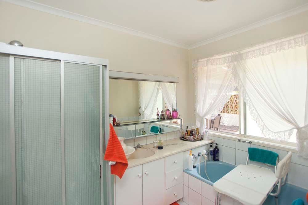 17 Dandaloo Street, The Gap QLD 4061, The Gap - Thumbnail 3