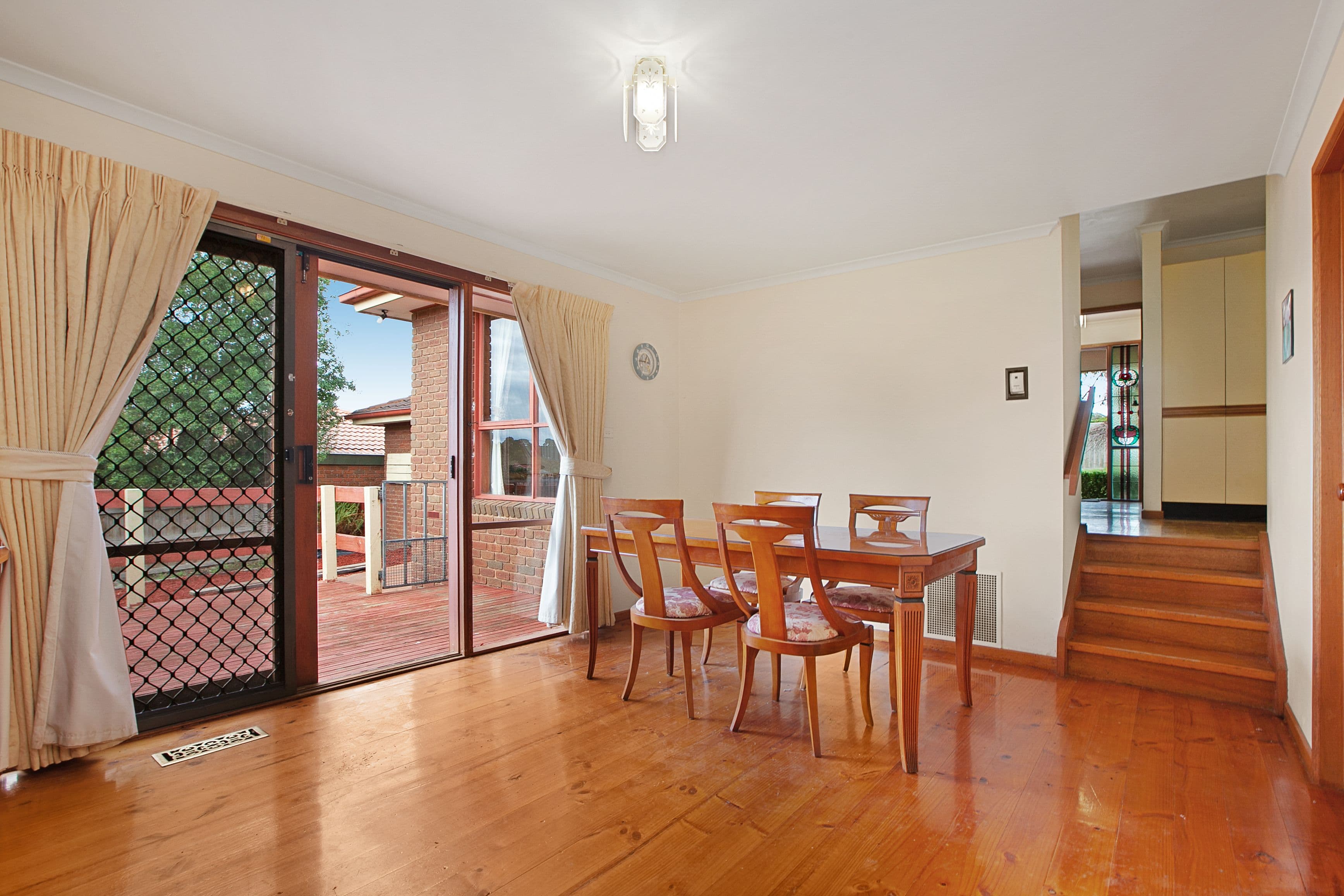 27 Larool Avenue, SAINT HELENA VIC 3088, St Helena - Thumbnail 6