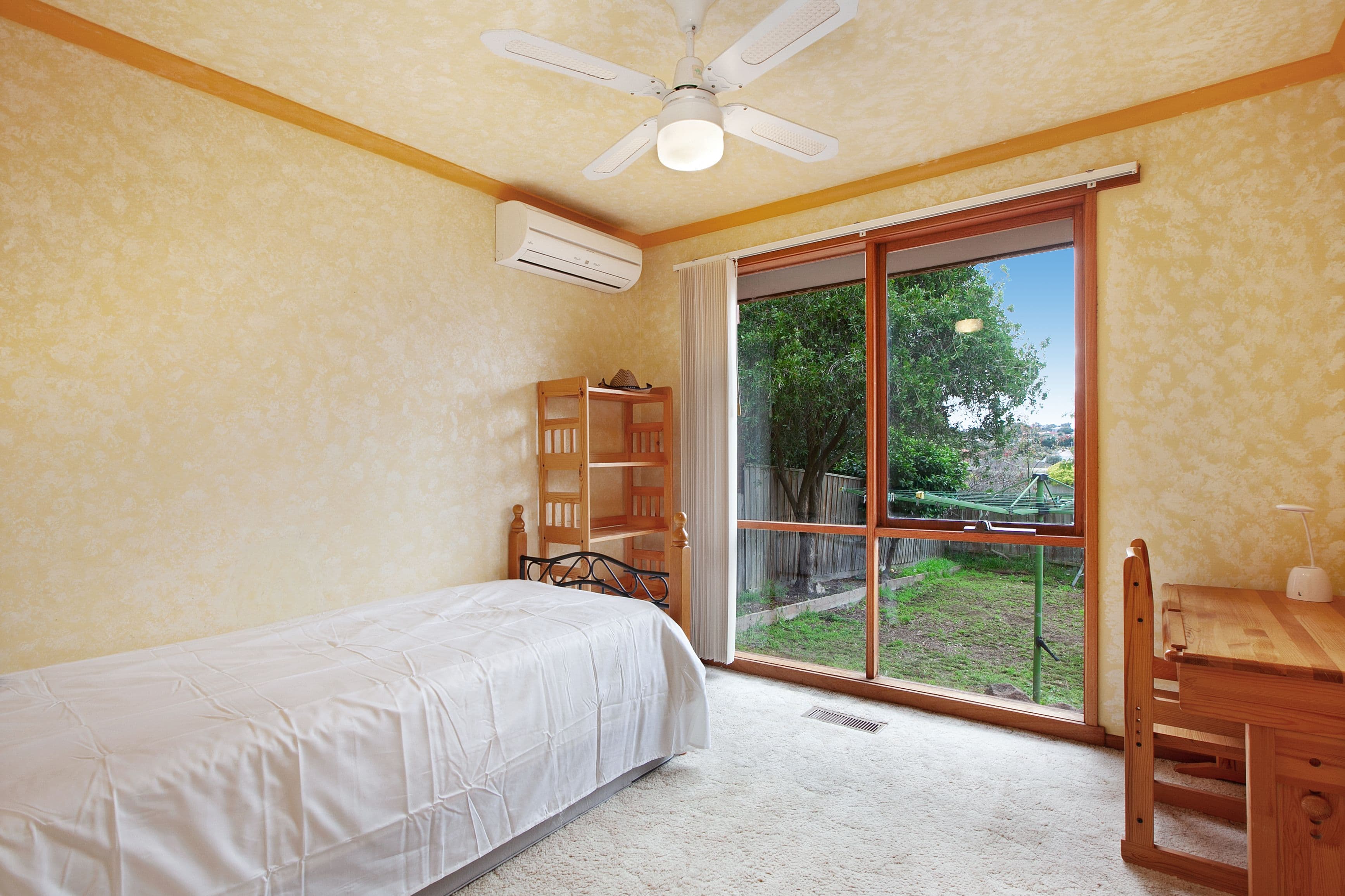 27 Larool Avenue, SAINT HELENA VIC 3088, St Helena - Thumbnail 8