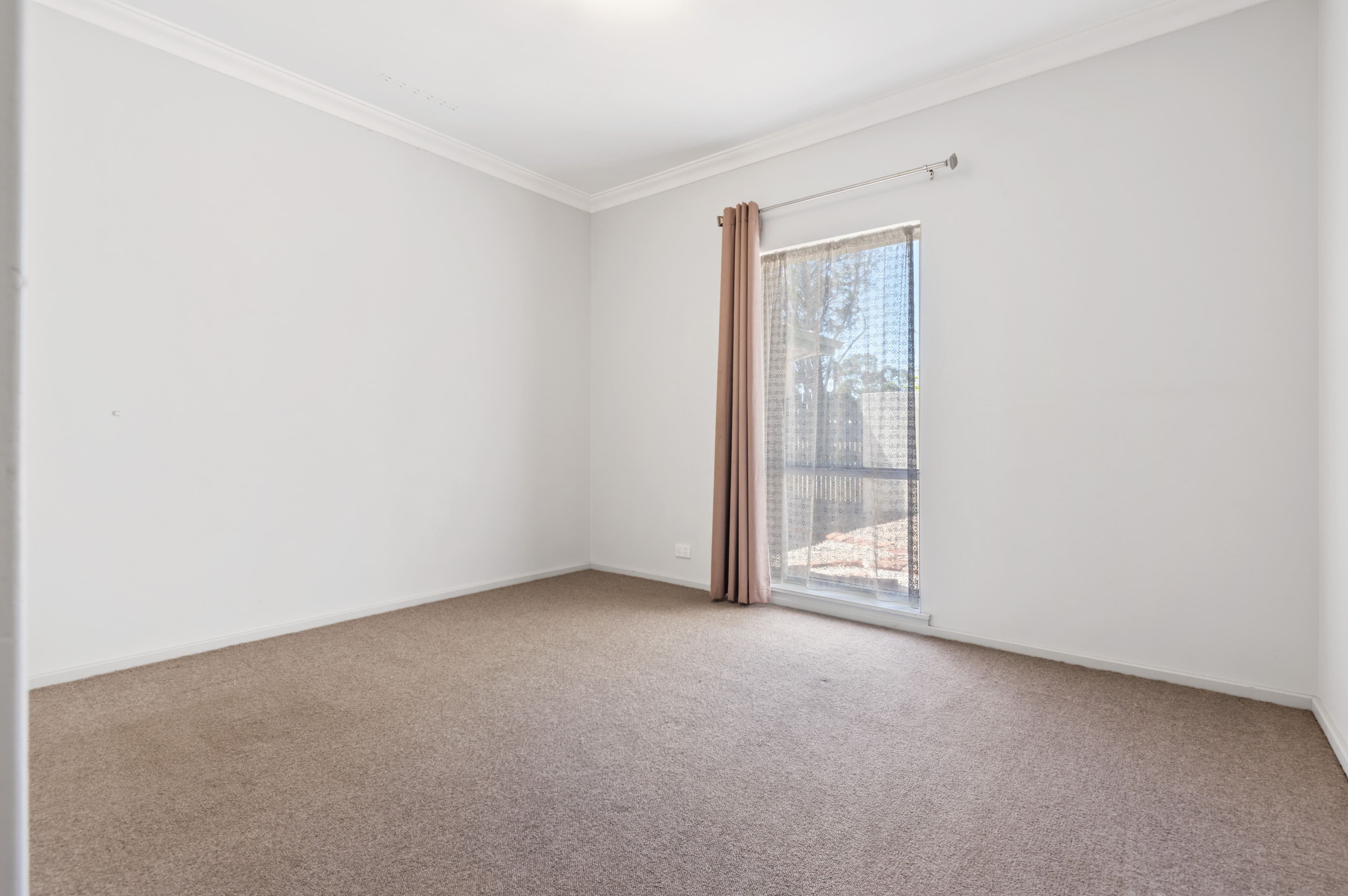 3 Regency Drive, Thornlie WA 6108, Thornlie - Thumbnail 4