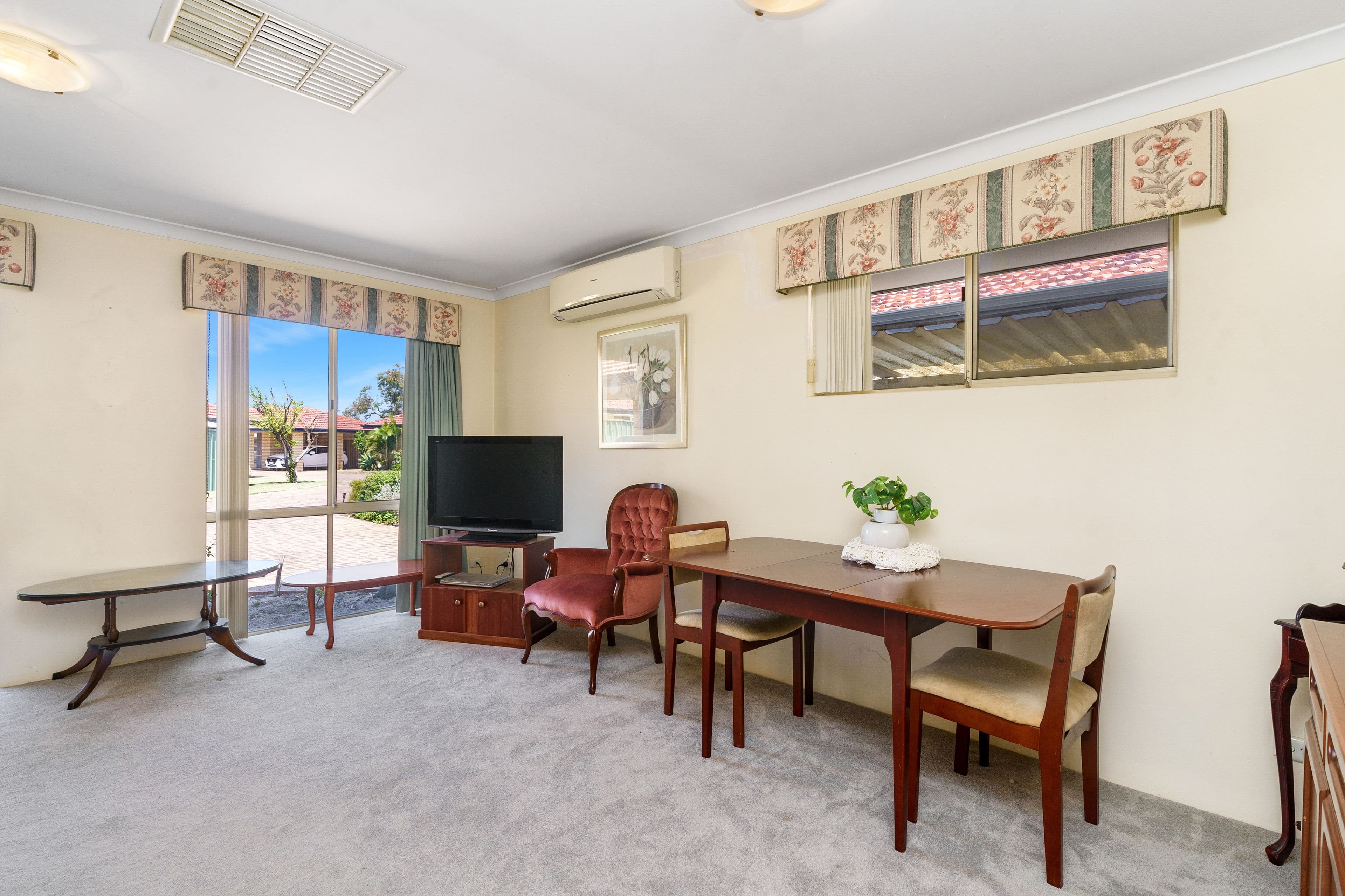 6 Grasmere Court, Brentwood WA 6153, Brentwood - Thumbnail 4