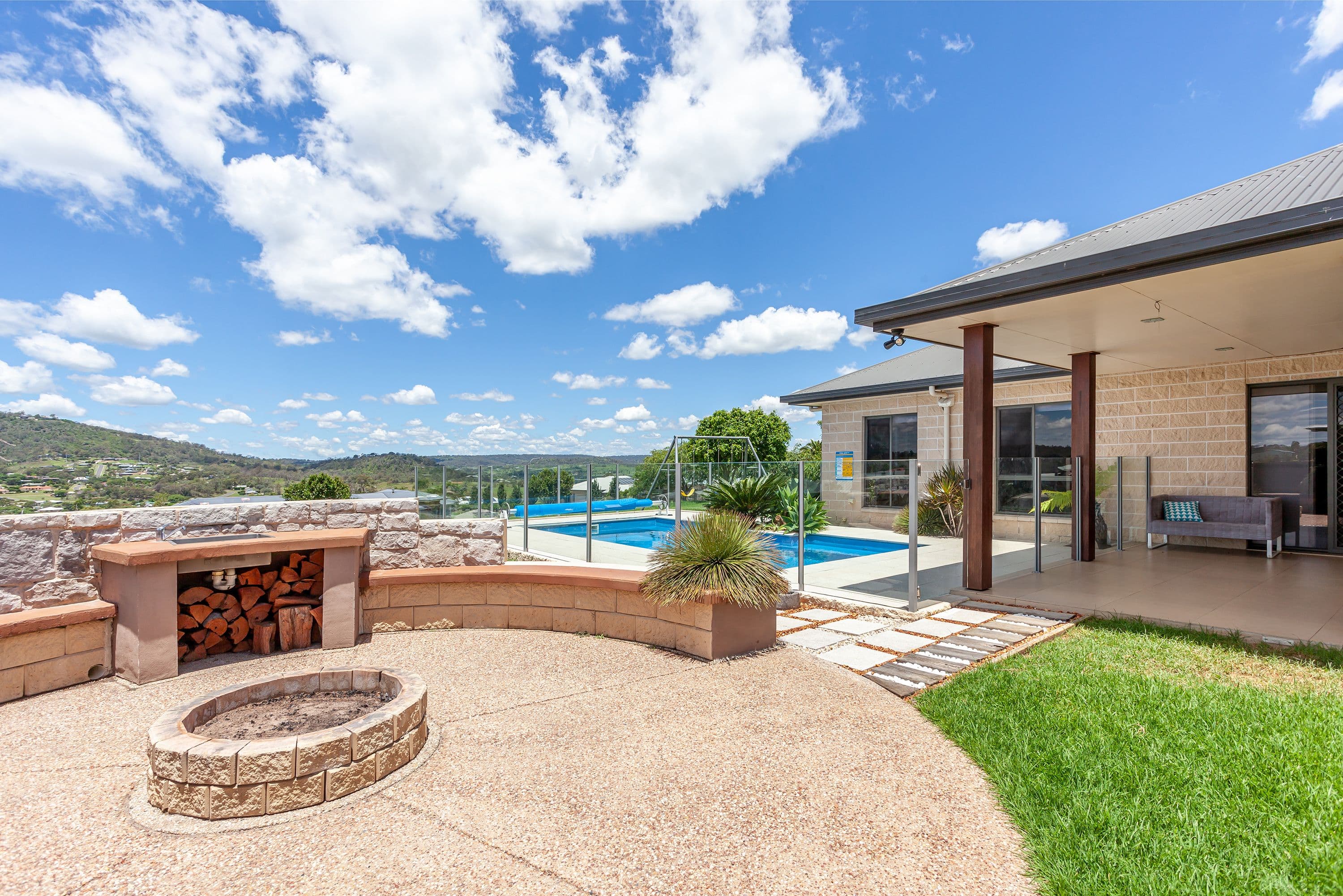 7 Makybe Drive, Hodgson Vale QLD 4352, Hodgson Vale - Thumbnail 2
