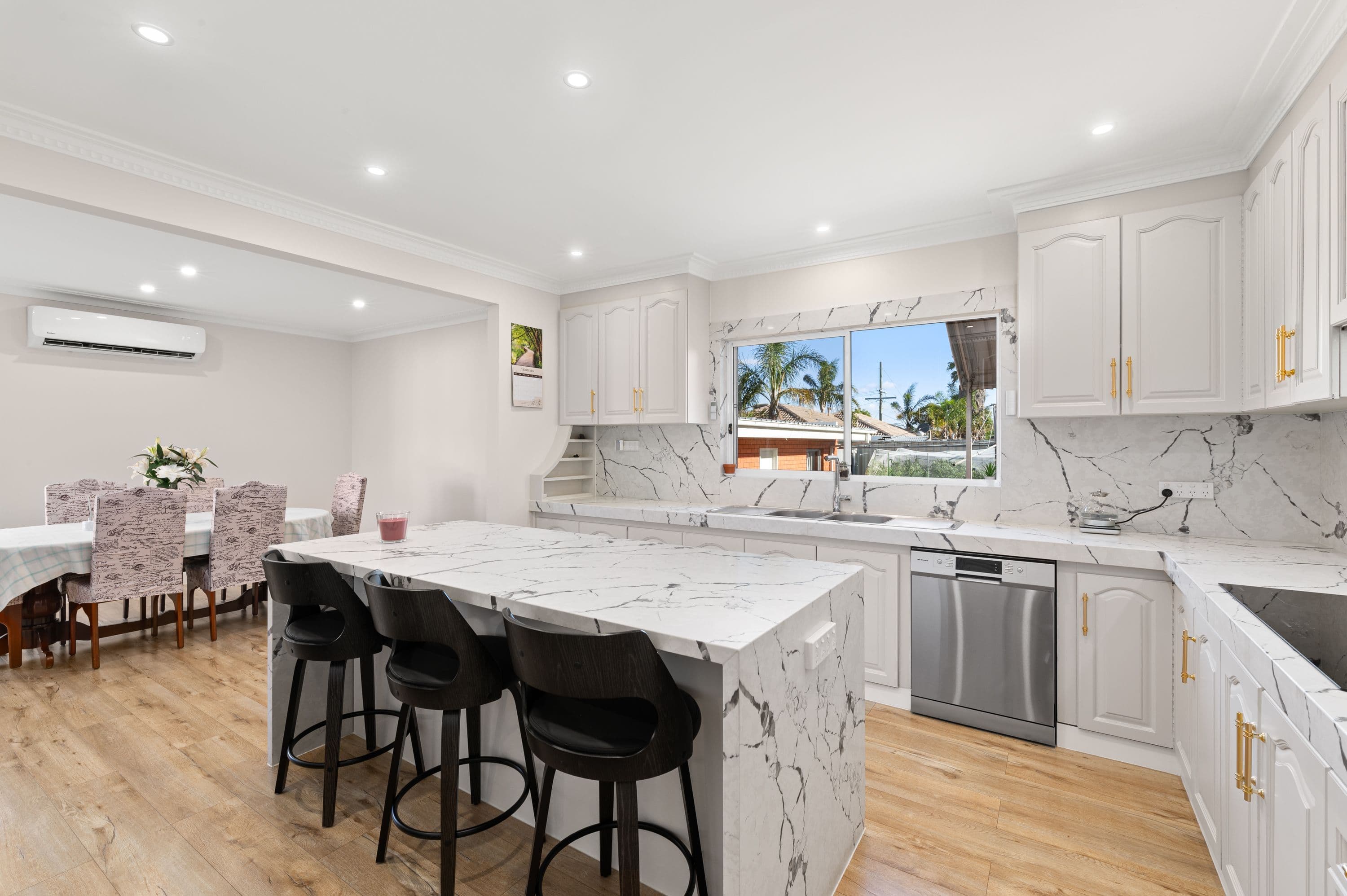 165 Kingsway Drive, Lalor VIC 3075, Lalor - Thumbnail 2