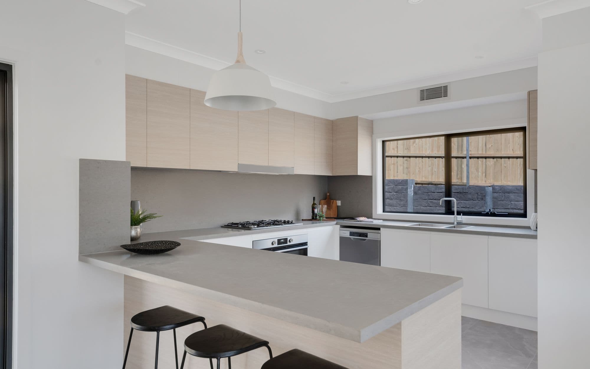 20 Mahoney Drive, Campbelltown NSW 2560, Campbelltown - Thumbnail 5