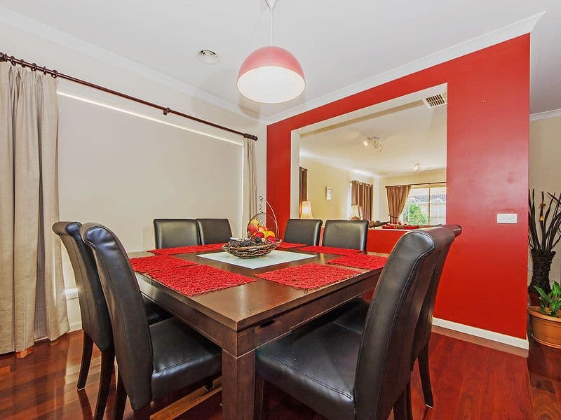 82 Inglewood Drive, BURNSIDE HEIGHTS VIC 3023, Burnside Heights - Thumbnail 6