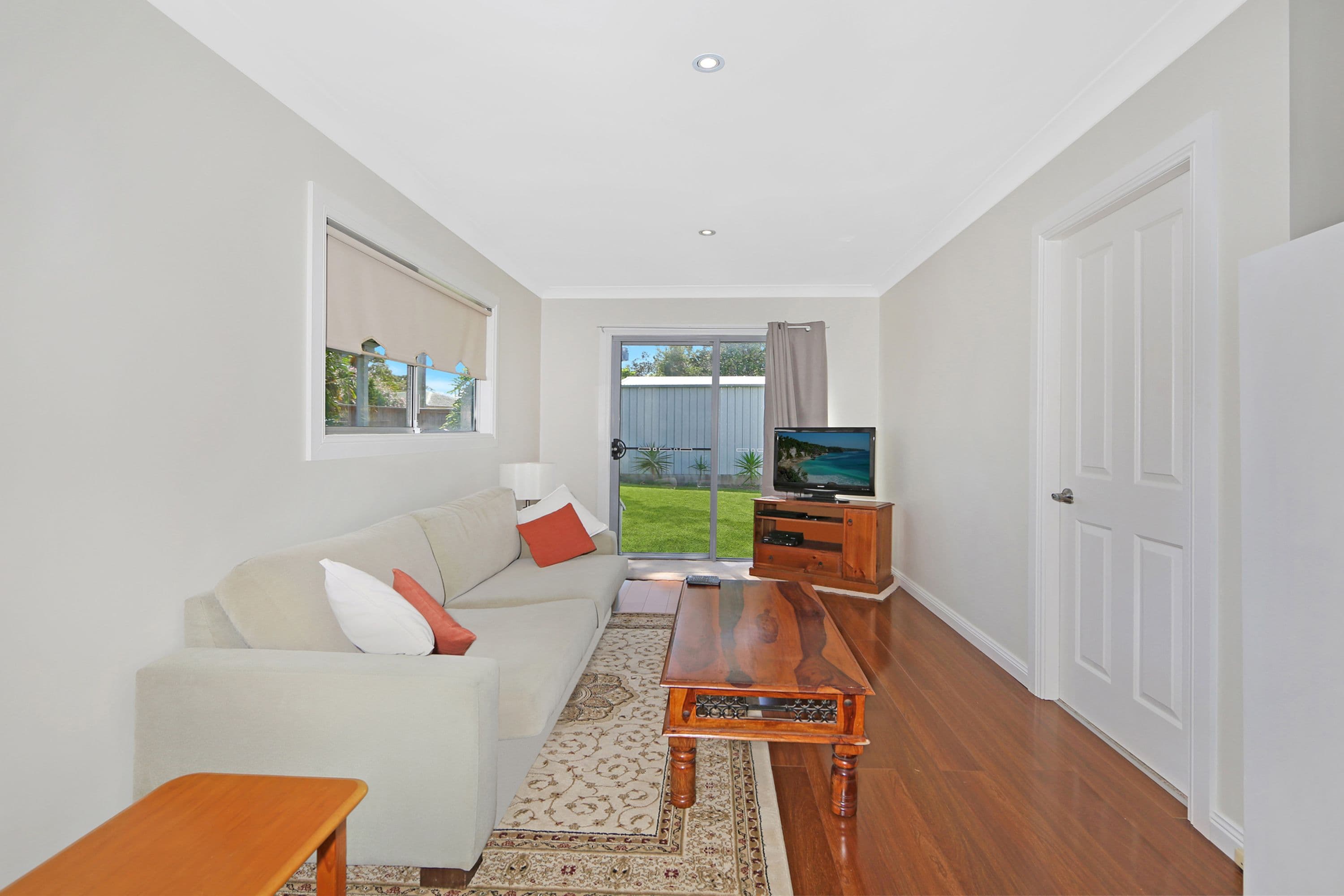 57 Manoa Road, Budgewoi - Thumbnail 2