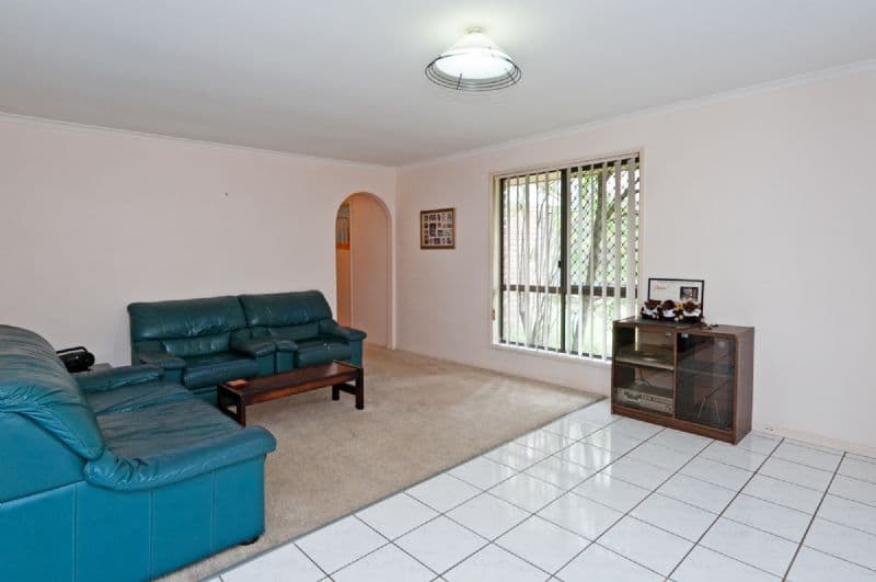 15 Buttler Street, BELLBIRD PARK QLD 4300, Bellbird Park - Thumbnail 2