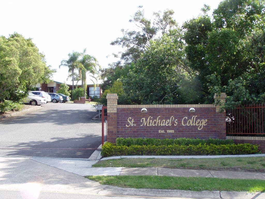 15 Sunrise Court, MERRIMAC QLD 4226, Merrimac - Thumbnail 4