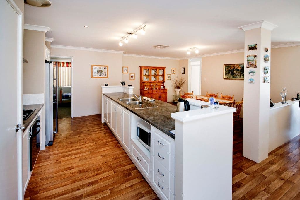 11 Grampian Way, Caversham WA 6055, Caversham - Thumbnail 2