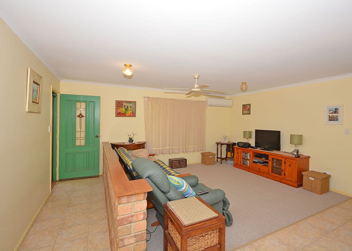 22 Wattle Street, Point Vernon QLD 4655, Point Vernon - Thumbnail 4