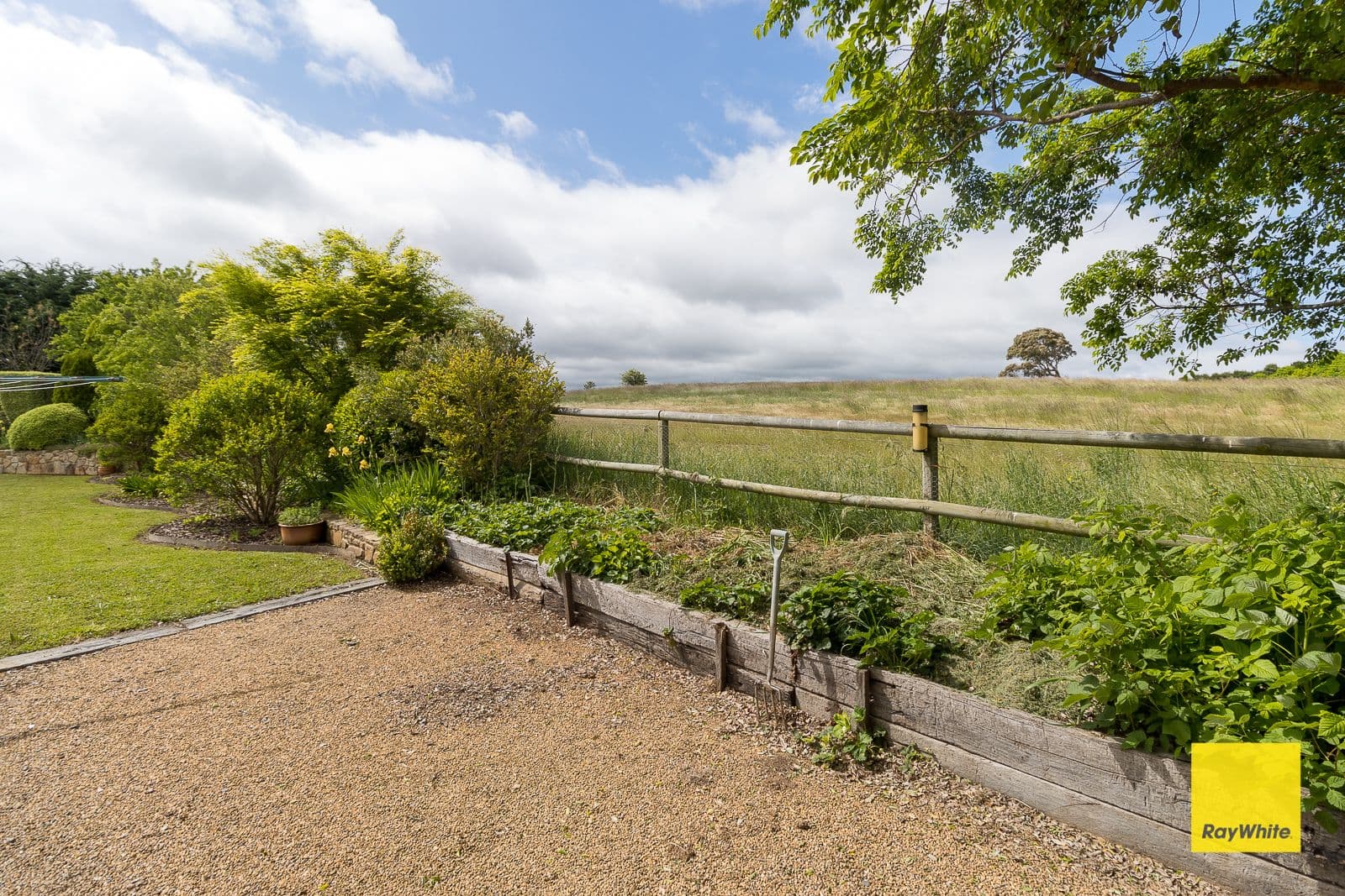 34 Hyland Drive, Bungendore NSW 2621, Bungendore - Thumbnail 2