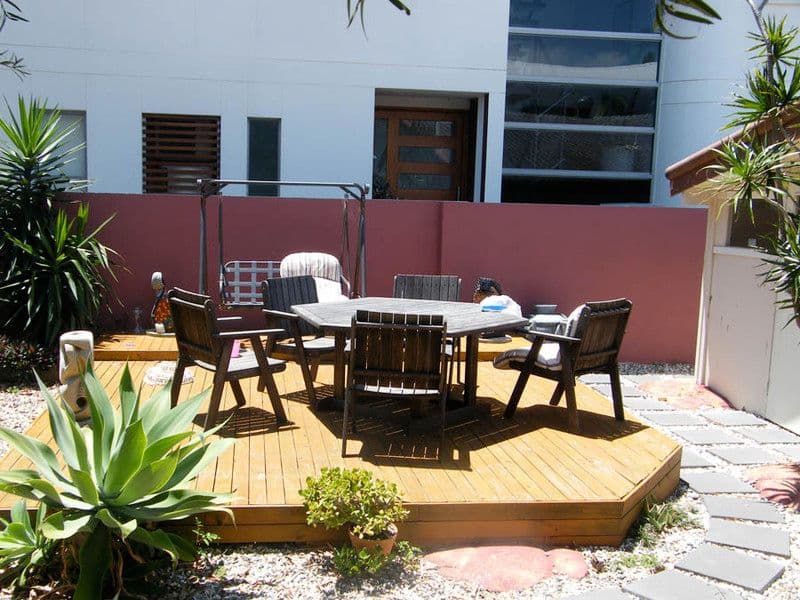 90 Seagull Avenue, MERMAID BEACH QLD 4218, Mermaid Beach - Thumbnail 2