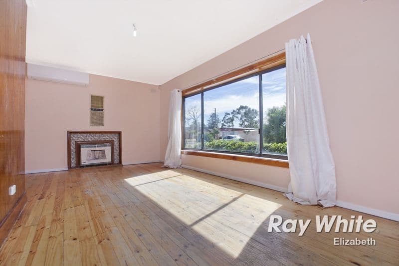 7 Crabb Road, SMITHFIELD PLAINS SA 5114, Smithfield Plains - Thumbnail 5