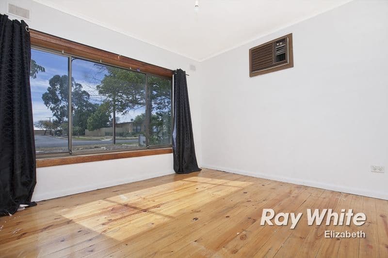 7 Crabb Road, SMITHFIELD PLAINS SA 5114, Smithfield Plains - Thumbnail 8