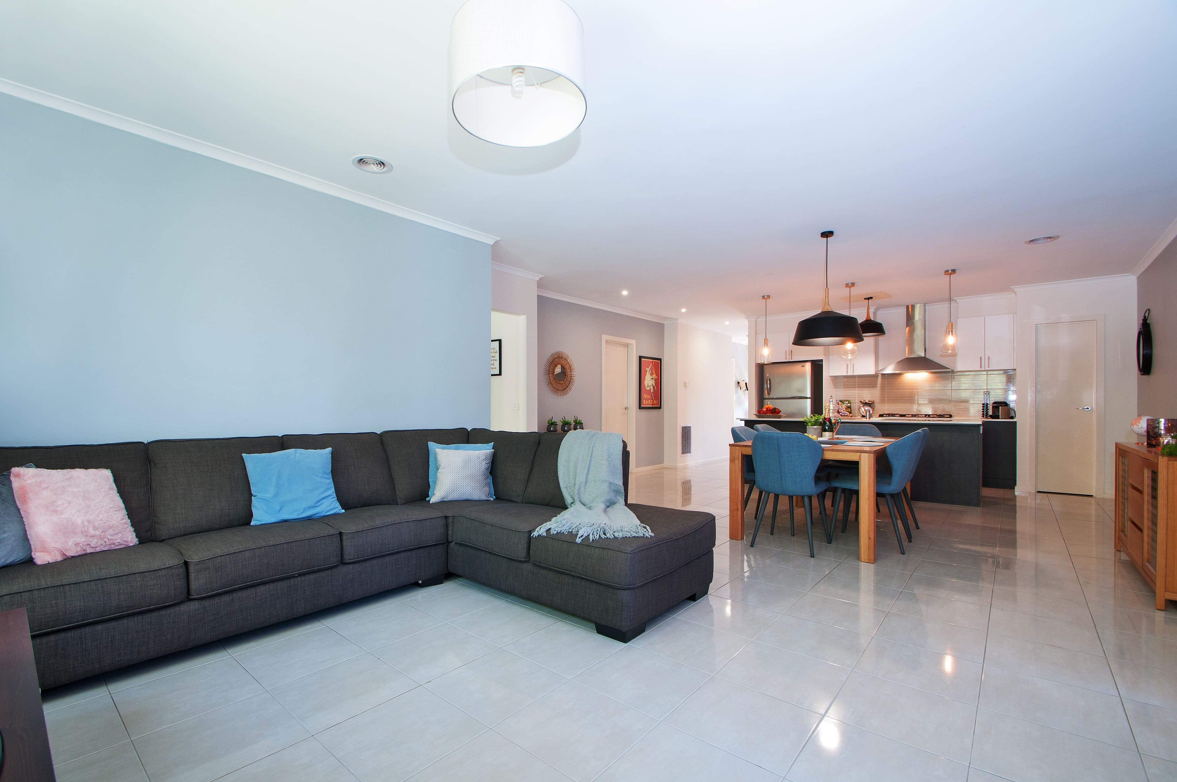 34a BIMBADEEN Drive, Mooroolbark VIC 3138, Mooroolbark - Thumbnail 2