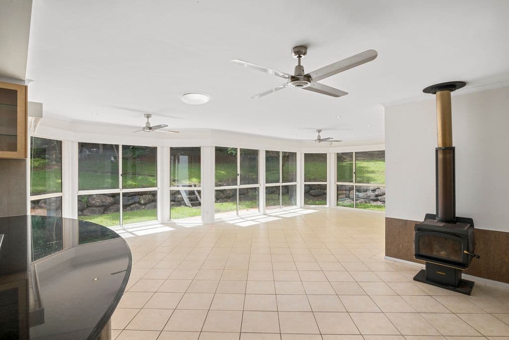 39 Forest Drive, Elanora QLD 4221, Elanora - Thumbnail 5