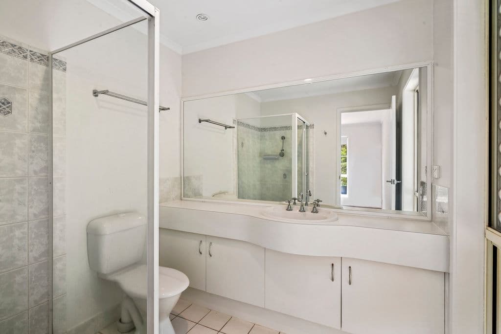 39 Forest Drive, Elanora QLD 4221, Elanora - Thumbnail 8