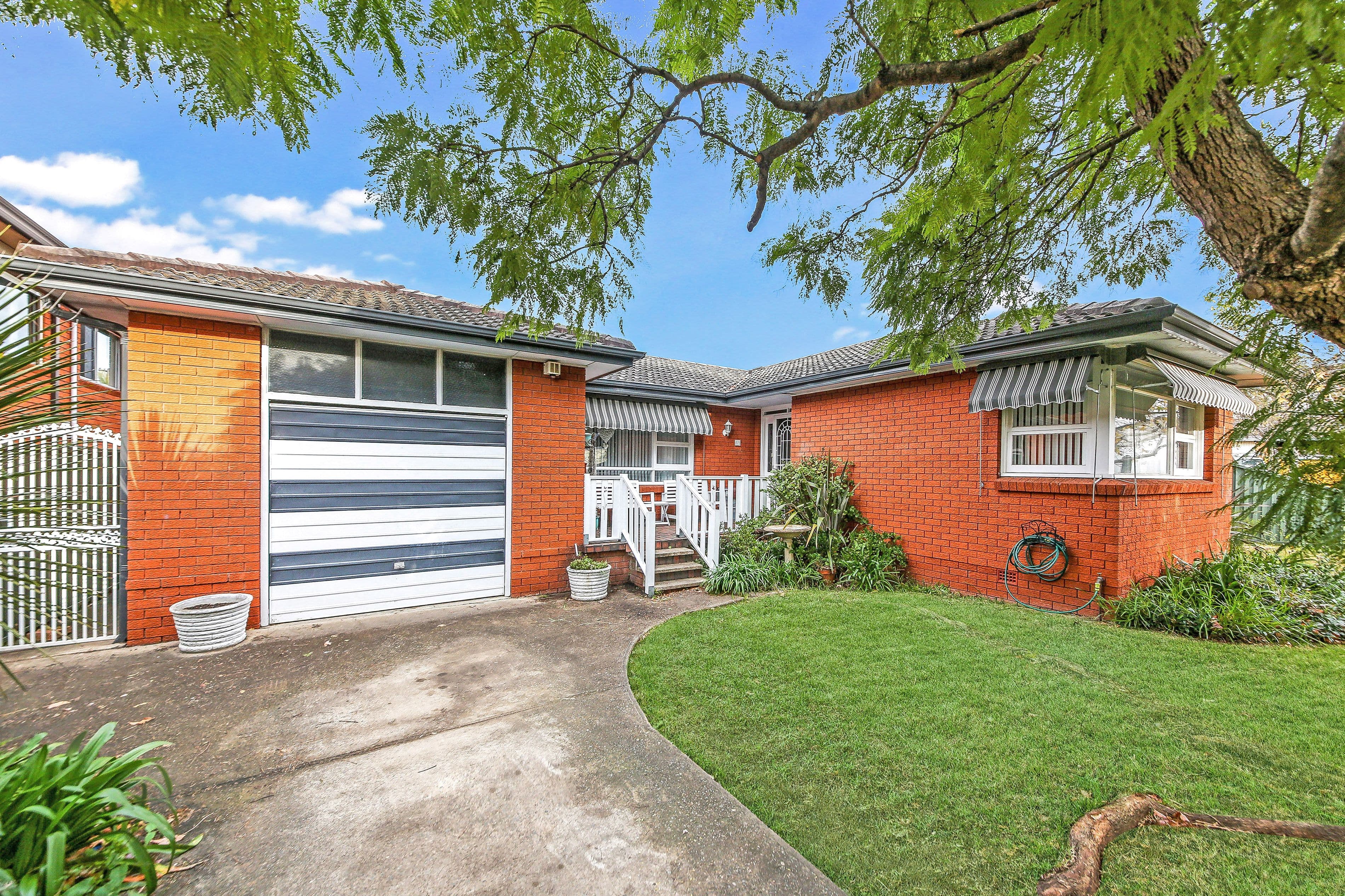 5 Kurrajong Avenue, Georges Hall NSW 2198, Georges Hall - Image 1