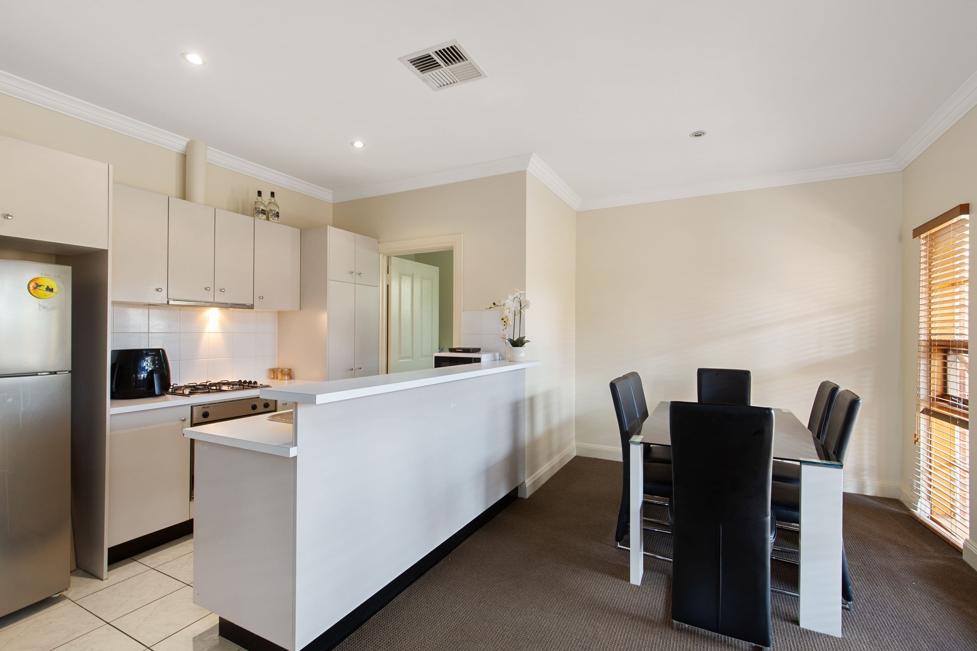 107 Tapleys Hill Road, Glenelg North SA 5045, Glenelg North - Thumbnail 4
