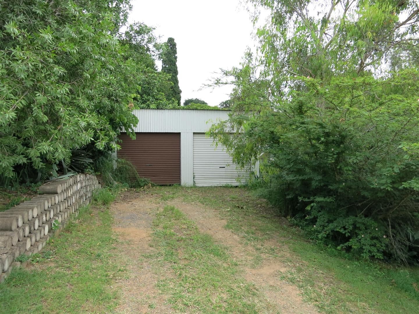 22 West Street, MOUNT MORGAN QLD 4714, Mount Morgan - Thumbnail 2