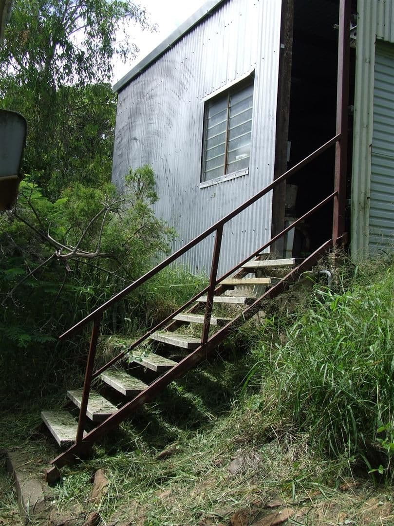 22 West Street, MOUNT MORGAN QLD 4714, Mount Morgan - Thumbnail 4