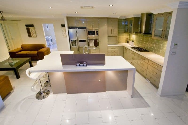 38 Nagle Drive, NORMAN GARDENS QLD 4701, Norman Gardens - Thumbnail 2