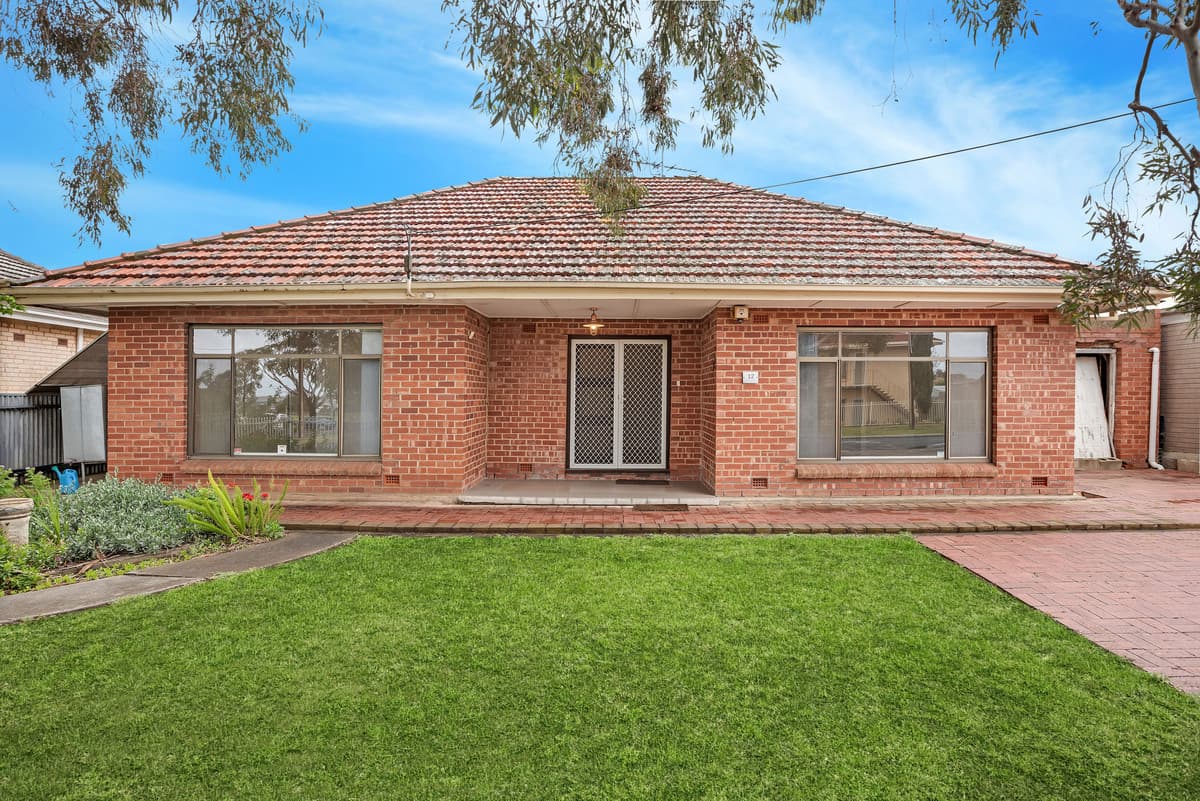 12 Radford Avenue, Clearview SA 5085, Clearview - Thumbnail 2