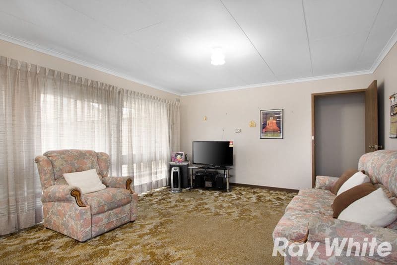 13 Snodgrass Street, PAKENHAM VIC 3810, Pakenham - Thumbnail 2