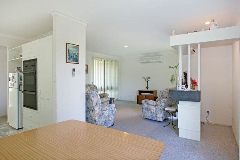 13 Finch Place, BATEAU BAY NSW 2261, Bateau Bay - Thumbnail 3