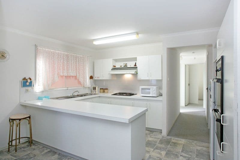 13 Finch Place, BATEAU BAY NSW 2261, Bateau Bay - Thumbnail 4