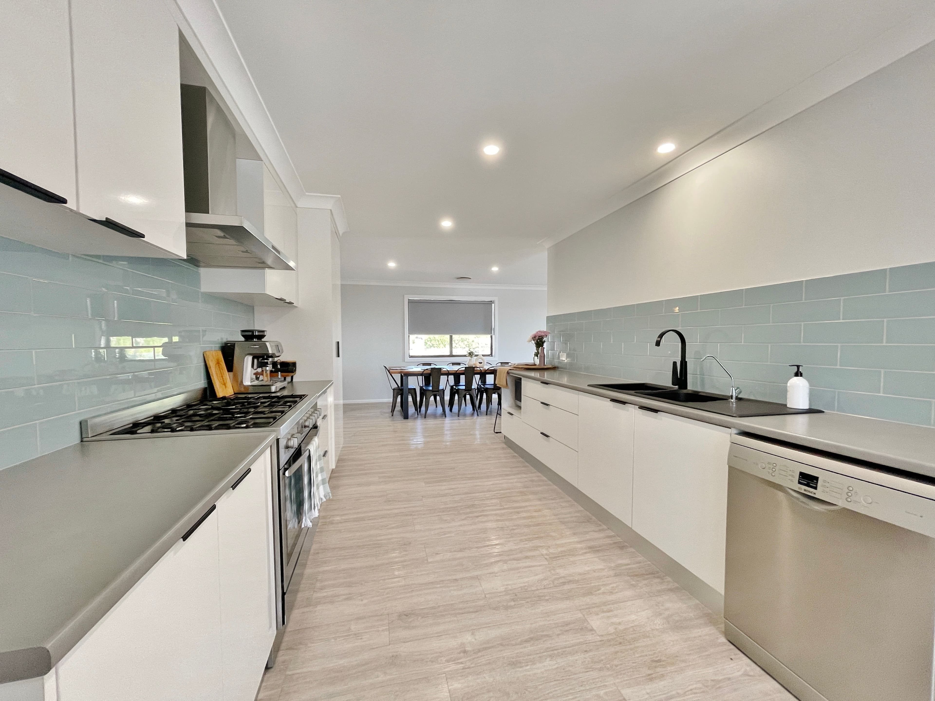 6 Normoyle Crescent, Young NSW 2594, Young - Thumbnail 8