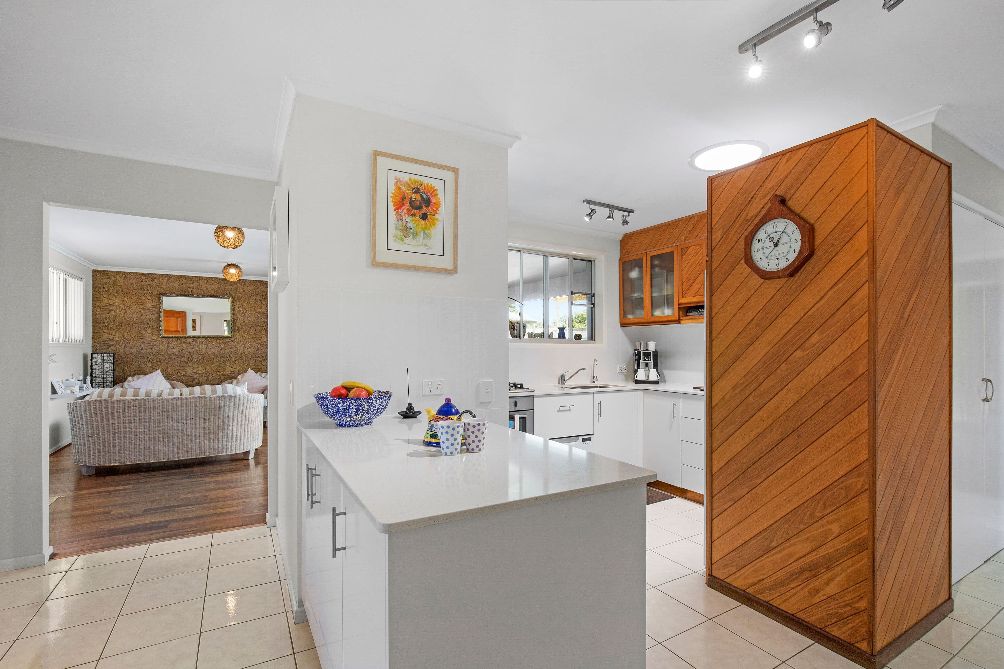 5 Denawen Street, Palm Beach QLD 4221, Palm Beach - Thumbnail 2