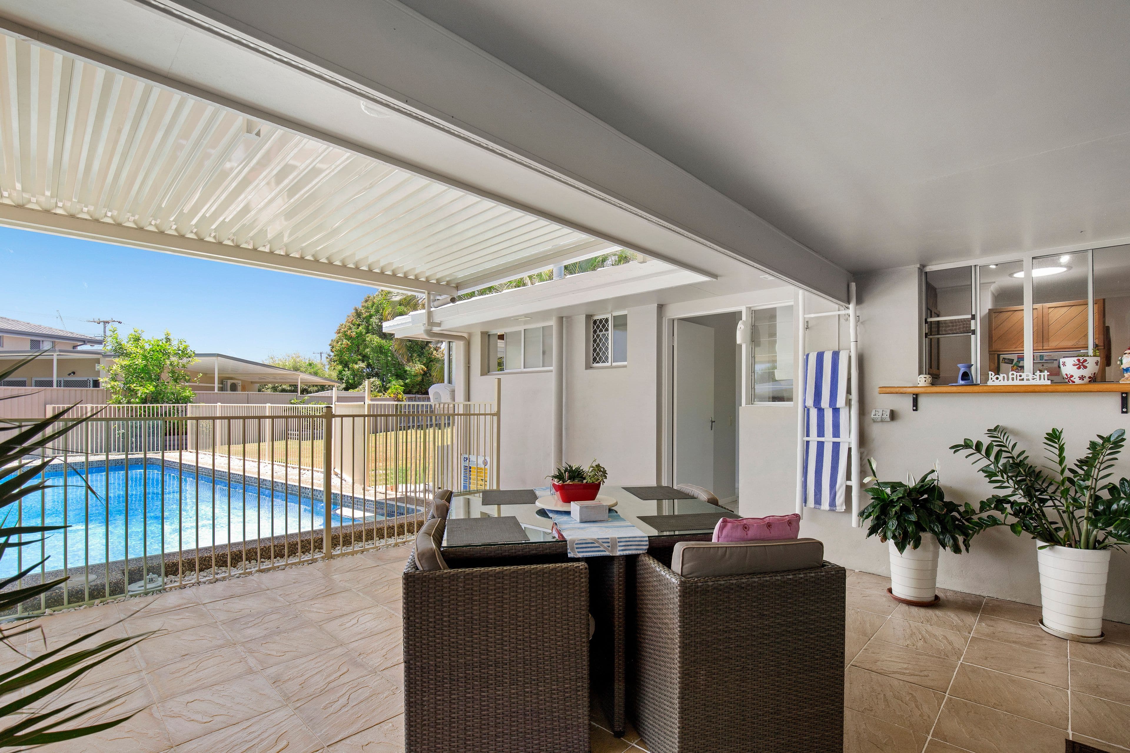 5 Denawen Street, Palm Beach QLD 4221, Palm Beach - Thumbnail 4