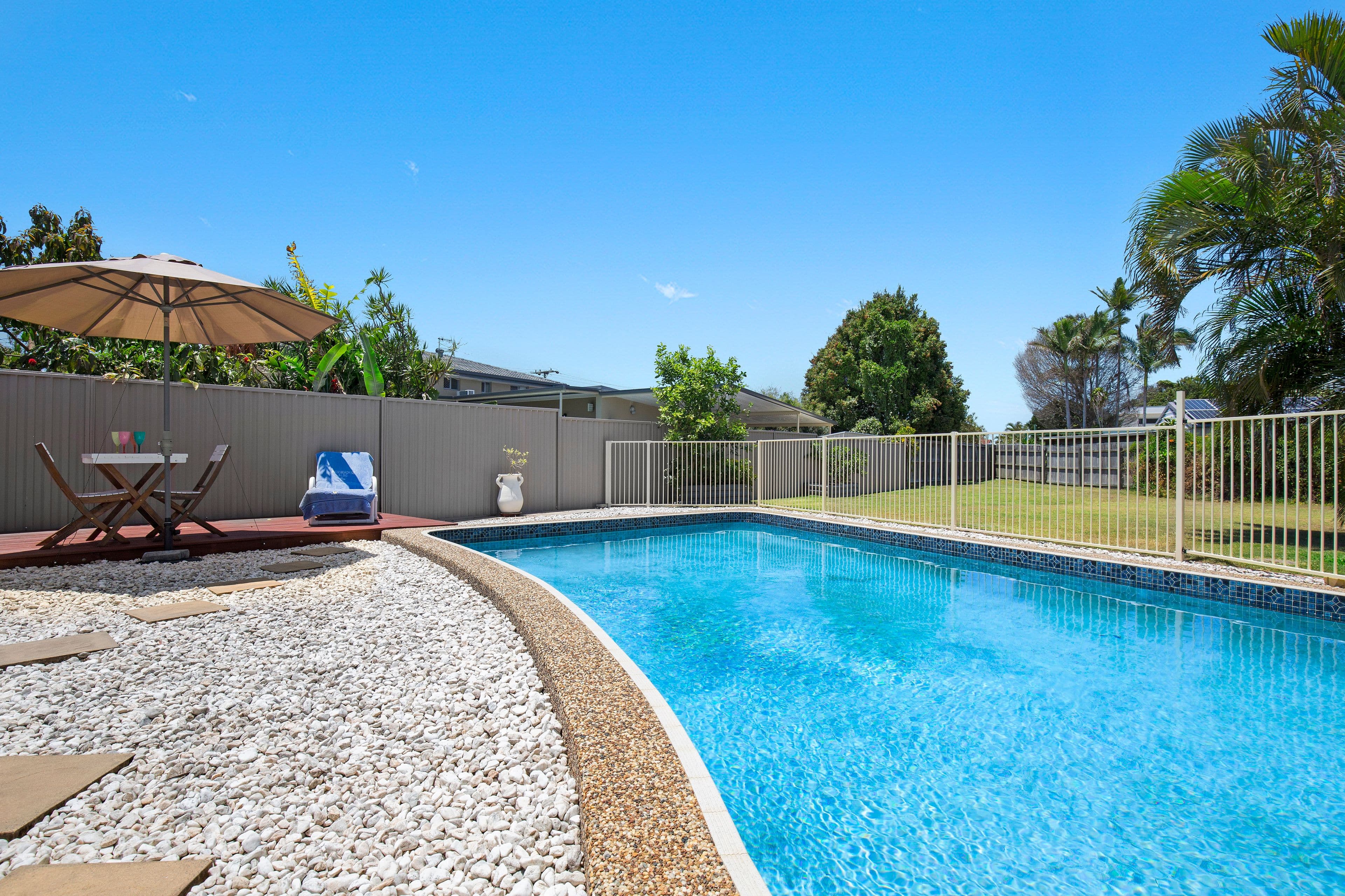 5 Denawen Street, Palm Beach QLD 4221, Palm Beach - Thumbnail 5